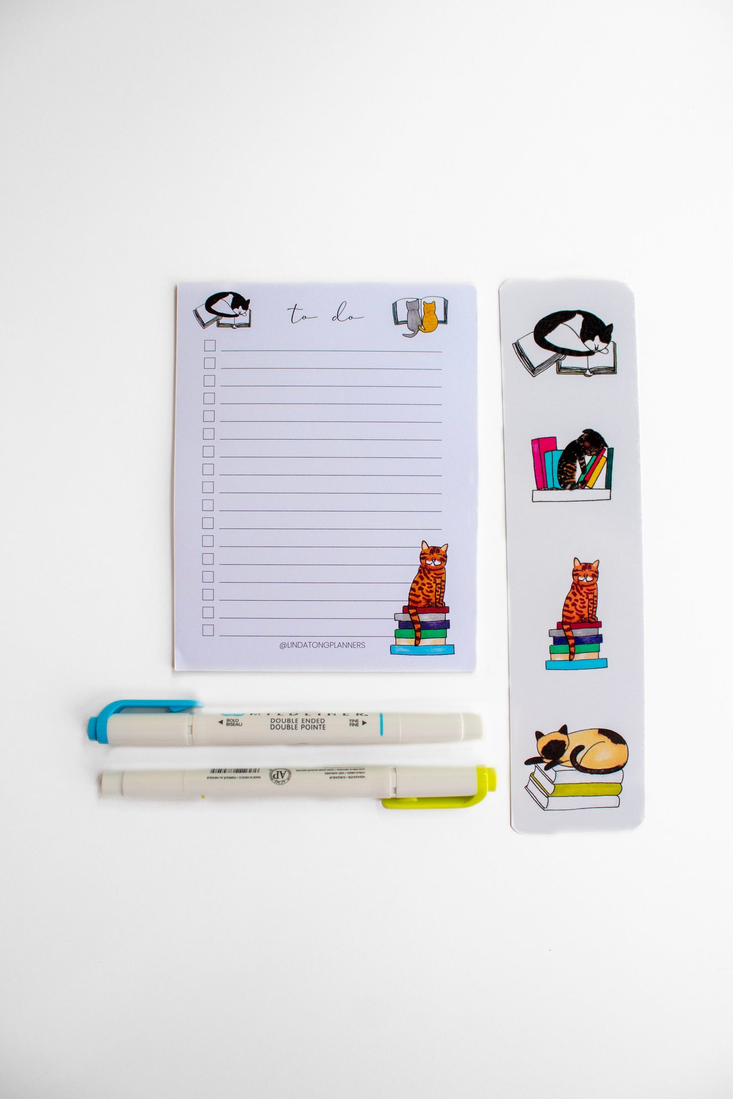 Library Cats To-Do List Notepad