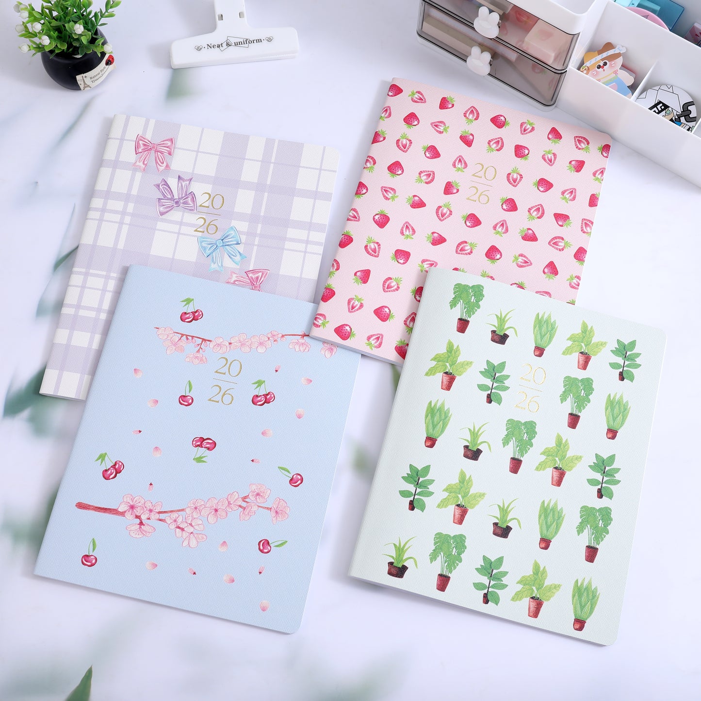 2026 Monthly Planner Bows